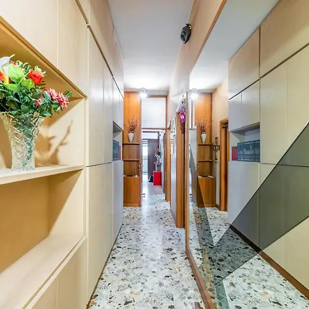 Colli Roomy With Parking Apartment *