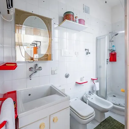 Colli Roomy With Parking * بيسكارا