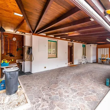 Colli Roomy With Parking Apartment *